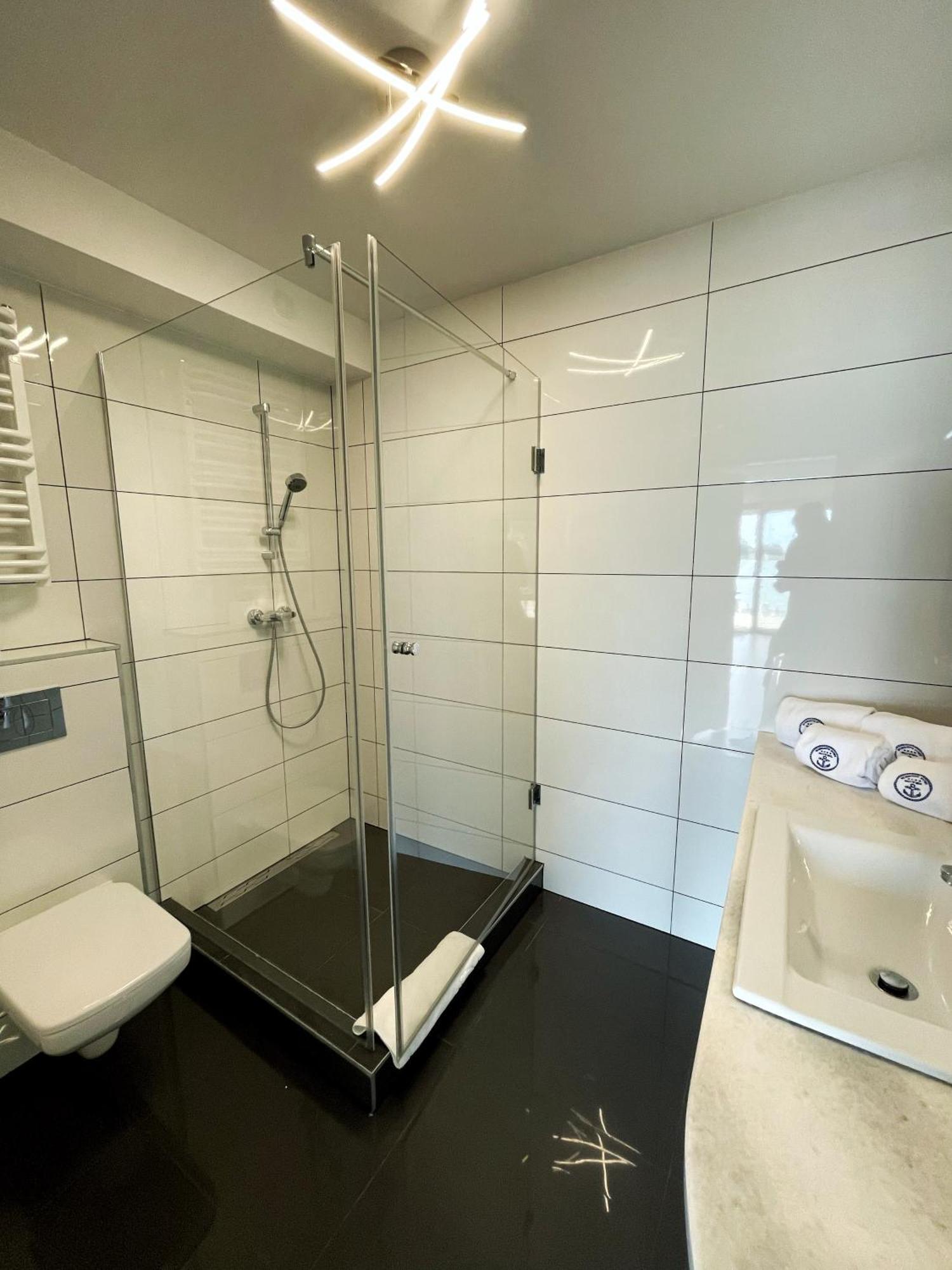 Double Room Lake View