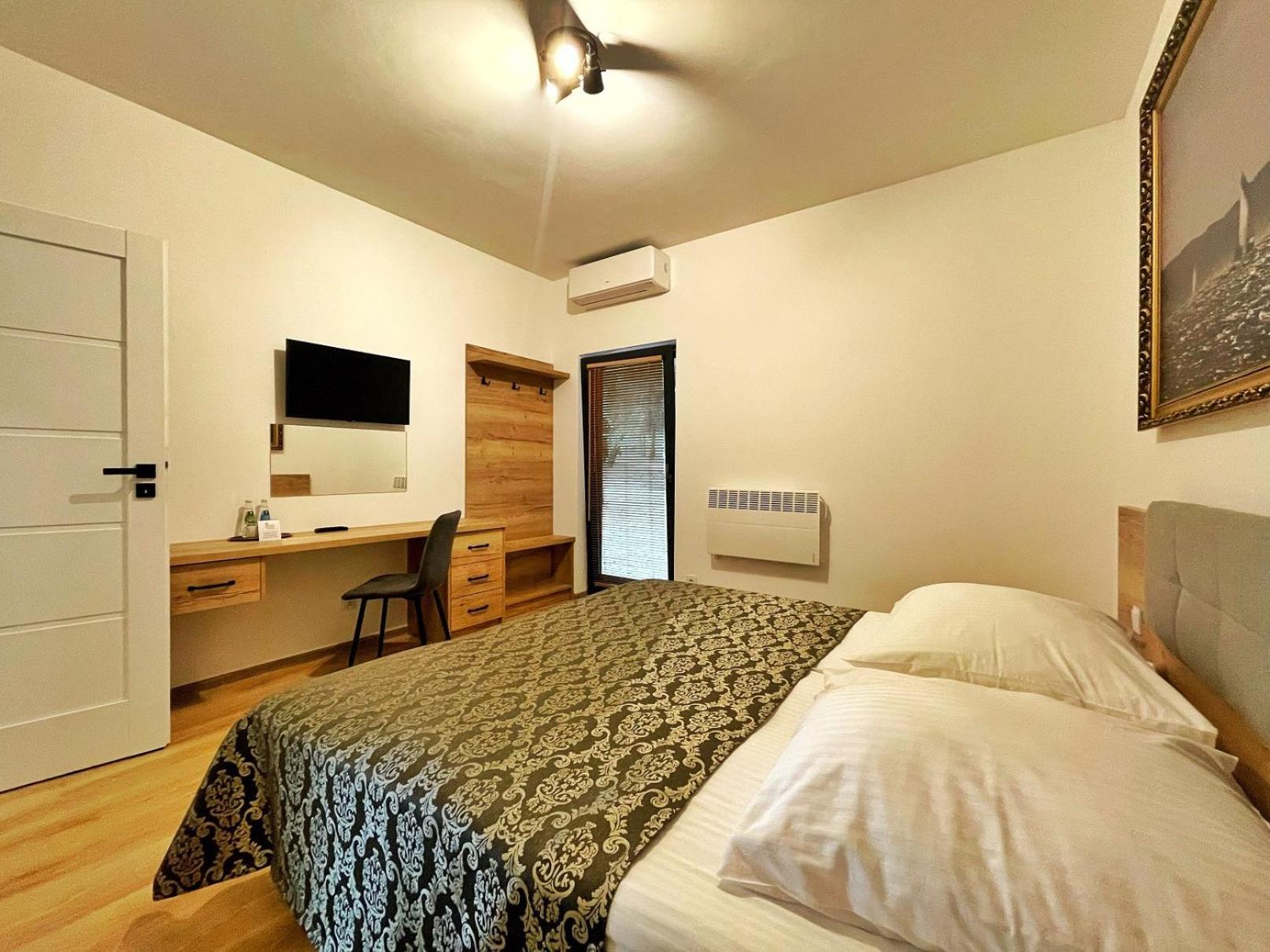 Superior Chalet